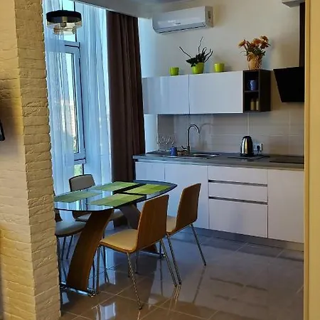 Apartment Итальянский \ Французский Бульвар 25 Жемчужина Kadorr *